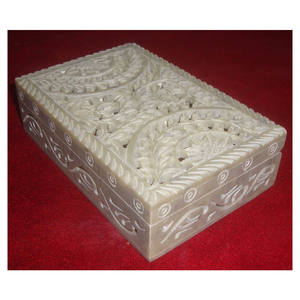 Caja de Joyería Única Tallada a Mano en Piedra de Jabón Natural - Product Image 1