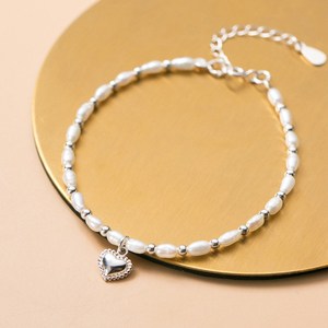 Joyería Moderna de Perlas, Pulsera de Perlas Pequeñas, Pulsera de Perlas Diminutas Hechas a Mano, Felicidad Hecha a Mano - Product Image 1