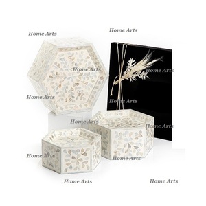 Đế Phục Vụ Bánh Cây Lau Nhà Ba Món Thủ Công Đế Nâng Màu Xanh Dương Hình Lục Giác Thiết Kế Tốt Nhất Khuôn Nhựa Epoxy - Product Image 3