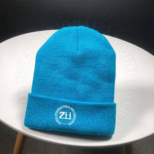 Gorros de Punto Unisex Ligeros y Profesionales Hechos a Medida, Resistentes al Viento, Transpirables y Ajustables para un Estilo Cómodo de Viaje en Invierno - Product Image 4