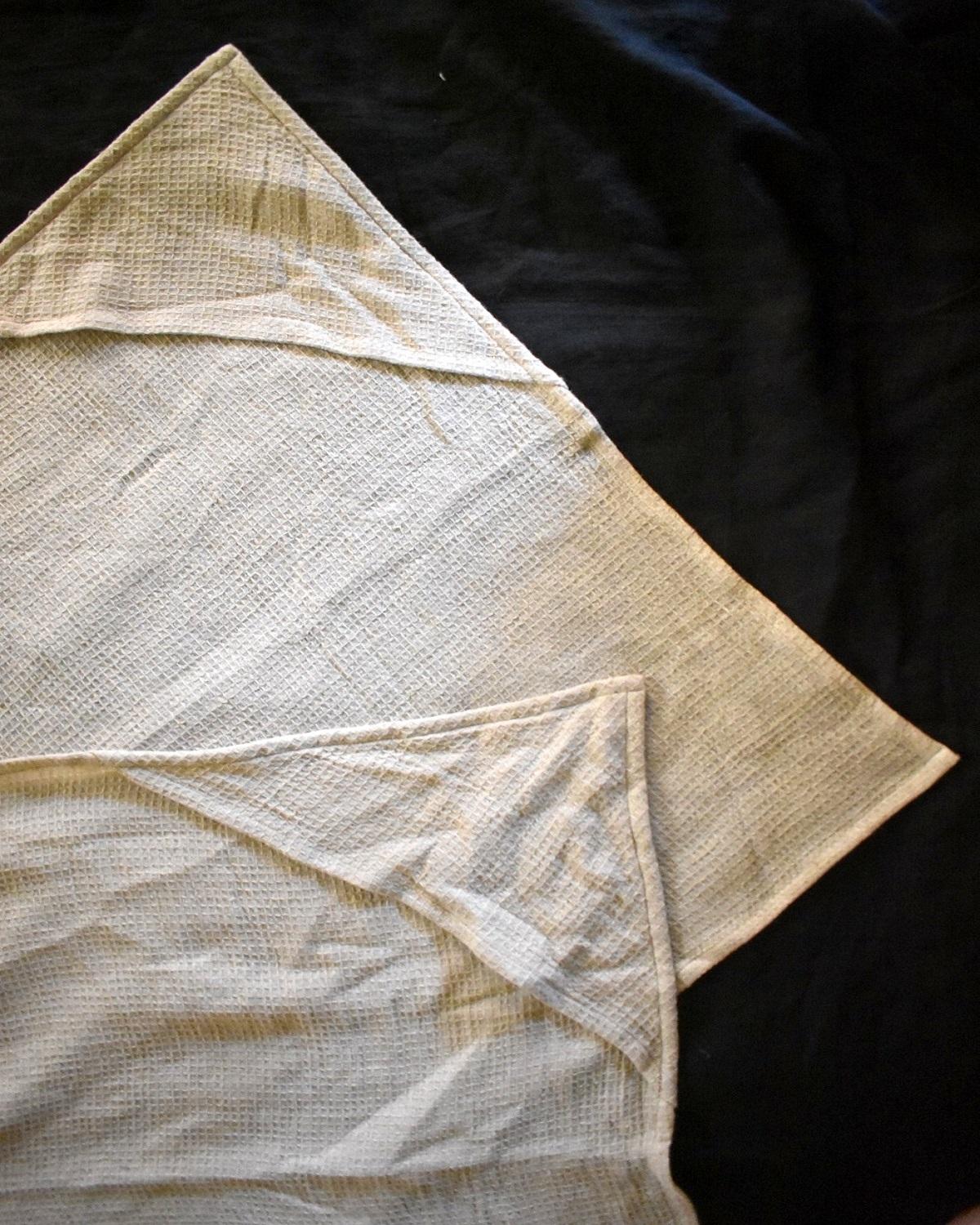 เหลืองอ่อน