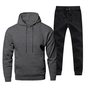Vêtements de sport 2 pièces légers et imprimés avec logo personnalisé pour hommes, vêtements de sport d'été, survêtements de course à pied grande taille - Product Image 1