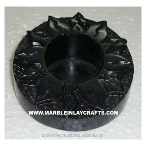 Support de bougie unique en pierre ollaire noire de couleur noire - Product Image 1