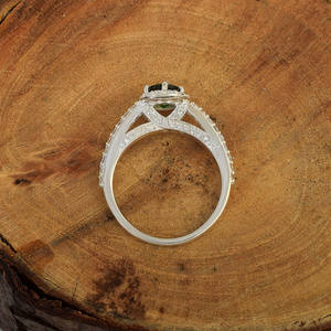 แหวนเพชรสวิสสีเงินแท้สำหรับผู้หญิงแหวนแต่งงานดีไซน์ล่าสุดทำจากโครเมี่ยมลูกบาศก์925 - Product Image 4