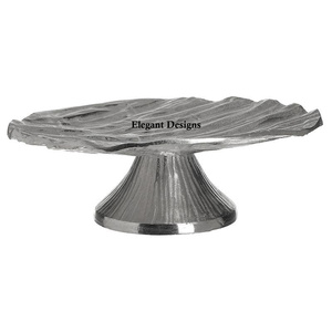 Juego de soporte de pastel cuadrado de acero inoxidable de diseño hecho a mano de tres precios bajos soporte de pastel de metal de mesa decorativo elegante - Product Image 4