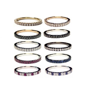 Bagues de fiançailles empilables modernes et décoratives en rhodium blanc 18 carats avec pierre précieuse noire saphir bleu pour cadeau de petite amie - Product Image 4