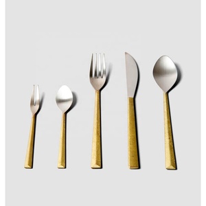 ชุดช้อนส้อมมีดสแตนเลสสีดำสีเงินทองแดงทอง,ชุดเครื่องใช้บนโต๊ะอาหารชุดเครื่องใช้บนโต๊ะอาหารสั่งทำ - Product Image 6