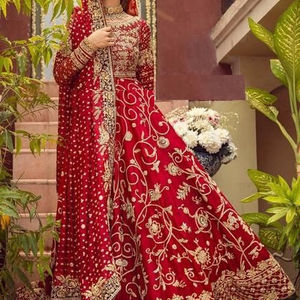 Superbe et belle robe de mariée longueur au sol lourde Dupatta embellie Dabka Zari travail soie coton matériel pour mariage 2022 - Product Image 1