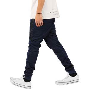 กางเกงนักวิ่งชายทันสมัยมีซิป,กางเกงวอร์มสีพื้นทรงสลิมฟิตลำลองมีกระเป๋า - Product Image 2