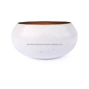 Cuenco de cera de vela de metal hecho a mano, forma redonda de lujo, color blanco - Product Image 1