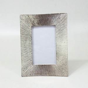 Luxury <b>Oval</b> Antique Brass Picture <b>Frame</b> for Home Office Decoration with MDF Back - Product Image 3