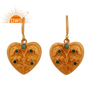 Pendientes Colgantes de Plata de Ley 925 Chapados en Oro con Forma de Corazón y Gema de Esmeralda, Regalo Moderno para Bodas y Fiestas - Product Image 1