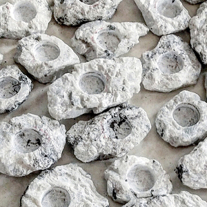 Support de bougie en pierre de lune arc-en-ciel, pierre précieuse naturelle, en argile mate, pour bougies coniques, vente en gros, article cadeau - Product Image 3