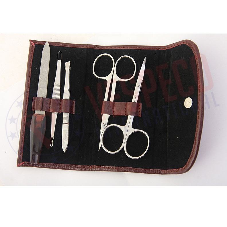 Finition polonaise ou mate selon les exigences du client.