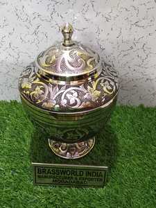 Urne funéraire en laiton de bénédiction avec boîte Fournitures funéraires de qualité de Brassworld Inde - Product Image 5