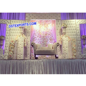 Panneaux capitonnés en cuir pour scène de mariage occidentale, panneaux capitonnés modernes en cristal pour mariage, décoration d'événements au Massachusetts - Product Image 1