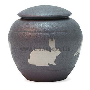 Urnes de crémation pour animaux de compagnie couleur grise urnes de crémation de lapin urnes en aluminium pour animaux de compagnie pour la crémation disponible en prix de gros de l'Inde - Product Image 1