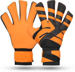 Synthetic Leather Made Goalkeeper Gloves Thick Latex Finger Protective