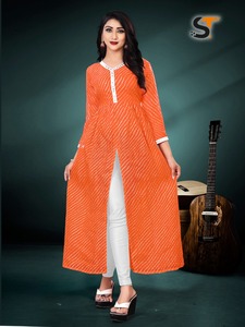 Tenue de soirée Exclusive longue kurti avec plazzo, haut fantaisie de styliste pour femmes et collection plazzo 2023 - Product Image 2
