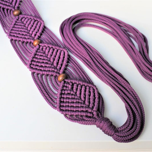Cinturón de macramé hecho a mano, felicidad hecha a mano - Product Image 1