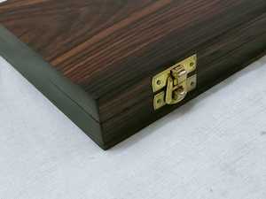 Agujas de anudar de madera en caja, tamaño 12mm, disponibles junto con cajas forradas de tela, adecuadas para tejer artesanías, tiendas de suministros - Product Image 2