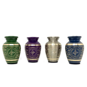 Urne de crémation souvenir en laiton de blé Aria par Brassworld fournitures de funérailles indiennes - Product Image 6