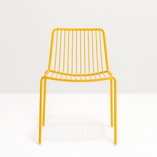 สีดำสีกากี