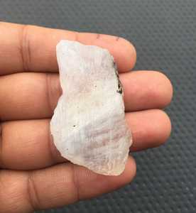 Top Qualité Naturel Arc-En-Moonstone Flashy Brut Spécimen Pierres Véritables Bleu Feu Non Traitée Bruts En Gros - Product Image 3