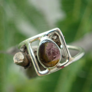 แหวนแฟชั่นสีเงินสเตอร์ลิง925สวยงามอัญมณีทัวร์มาลีนธรรมชาติดีไซน์หรูหราสำหรับงานปาร์ตี้ - Product Image 1