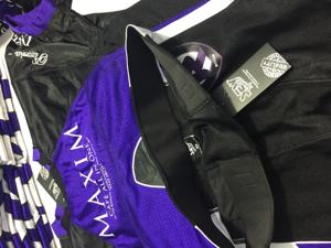 Uniforme de fútbol americano personalizado de alto rendimiento Opción en negrita Gráfico en tela fresca XL Tamaño Sharp Look ganador - Product Image 4