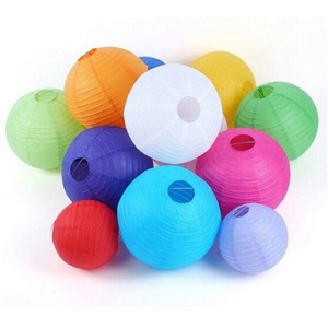 LANTERNE EN SOIE VIETNAMIENNE DE MEILLEURE QUALITÉ - Product Image 1