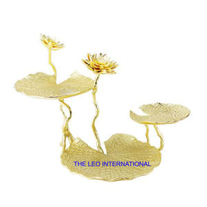 Exhibidor de Pasteles de Dos Niveles de Mármol con Acabado Dorado en Aluminio de Lujo para Bodas, Cumpleaños y Decoración de Repostería - Product Image 5