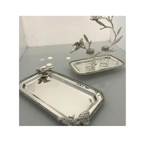 Plateau de service de nourriture de couleur argentée d'acier inoxydable avec le plateau rectangulaire fait main de dessert de forme en acrylique en vrac - Product Image 6