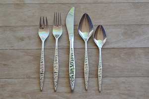 ชุดช้อนส้อมสแตนเลส 304 คุณภาพพรีเมียม เป็นมิตรกับสิ่งแวดล้อม สำหรับโรงแรม ร้านอาหาร สีเทา สลักลาย เหมาะสำหรับแจกเป็นของขวัญ - Product Image 6