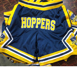 2022 nouveauté short de fitness de haute qualité pour hommes logo brodé personnalisé pour une utilisation en salle de sport - Product Image 1