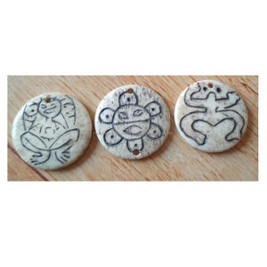 Bouton de manteau en gros Bouton de fantaisie en laiton à pois en bois pour manteau et accessoires de vêtements à prix raisonnable - Product Image 2