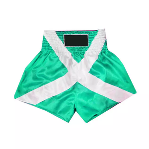 Pantalones cortos de boxeo Muay Thai Kick hechos de seda satinada, boxeador corto decorativo personalizado, calzoncillo deportivo corto - Product Image 2