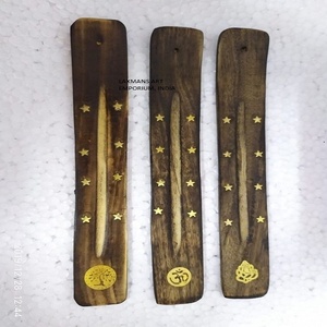 กระถางธูปทองเหลืองฝังไม้มะม่วงสไตล์โบราณจากอินเดีย - Product Image 1