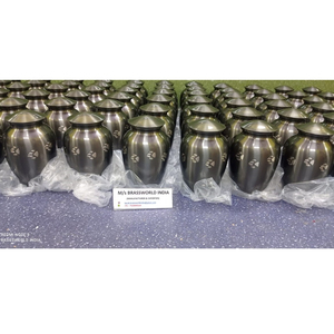 URN de crémation pour animaux de compagnie, fournitures funérailles par Brassworld inde - Product Image 1
