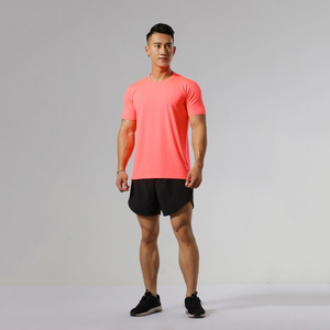 Camiseta deportiva para hombre, ropa deportiva con pantalones cortos, camisetas de gimnasio multicolor personalizadas con pantalones cortos negros - Product Image 6