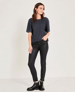 เสื้อยืดผู้หญิงผ้าฝ้าย 100% ขายส่ง รับผลิตตามแบบ ปักโลโก้ได้ - Product Image 4