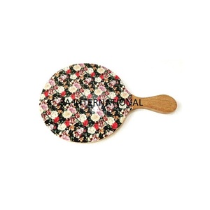 Design attrayant Planche à découper arrondie Vaisselle de cuisine Ustensiles Bloc de boucher Planches en bois de mangue originales Planche à découper - Product Image 1