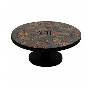 Soporte decorativo para servir cupcakes y postres, con diseño clásico, parte superior redonda impresa y acabado personalizado, a precio de mayoreo. - Product Image 1