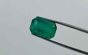 Piedra preciosa natural Esmeralda suelta 6,76 quilates Esmeralda de alta calidad para la fabricación de anillos y joyas - Product Image 6