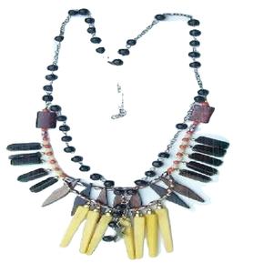 Venta al por mayor recién llegados collares de hueso y cuentas - Product Image 2