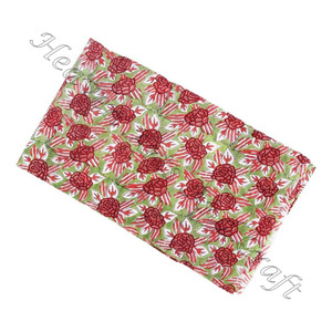 Tissu matelassé en coton fabriqué à la main Tissu en coton écologique au mètre Produit en vrac Designer Sanganeri Tissu de course - Product Image 1