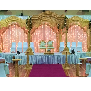 Mandaps de Madera Tallada de Primera Calidad para Bodas, Nuevo Diseño con Base de Pavo Real, Mandaps de Madera para Bodas Indias en Interiores, Mayura Mandap, EE. UU. - Product Image 1