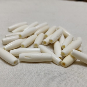 Cuentas de pelo de hueso blanco hechas a medida, en tamaño 1 pulgadas, adecuadas para almacenes de cuentas y diseñadores de joyería - Product Image 3