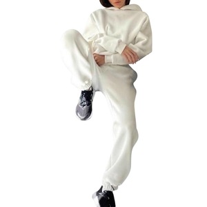 Ensemble de survêtement 2 pièces pour femme en coton imprimé, tendance hiver, personnalisable avec logo, grandes tailles, respirant - Product Image 3