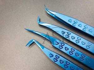 Pince à épiler d'extension de cils en acier inoxydable avec logo personnalisé professionnel avec pointe pointue et nouvelle poignée Design Heart Grip - Product Image 5